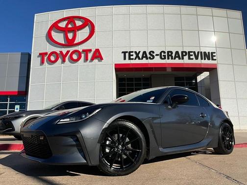 2025 Toyota GR86 Premium