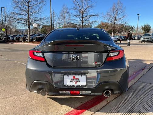 2025 Toyota GR86 Premium