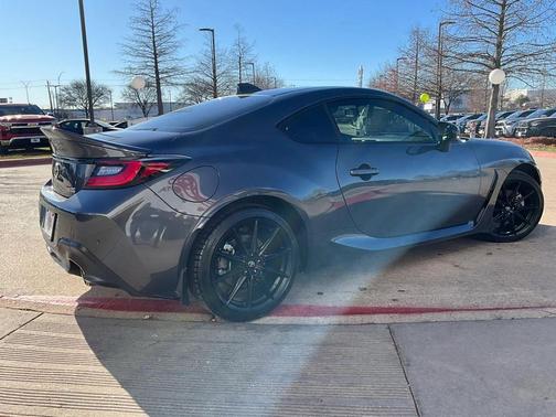 2025 Toyota GR86 Premium