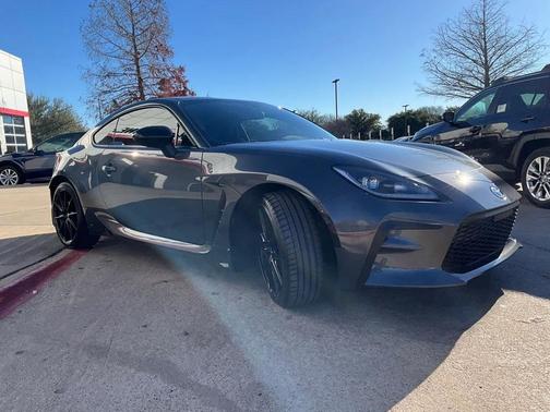 2025 Toyota GR86 Premium