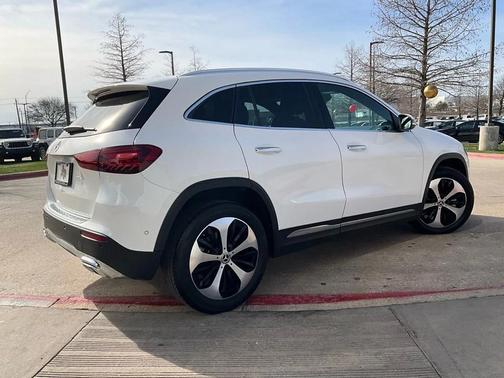 2025 Mercedes-Benz GLA 250 4MATIC