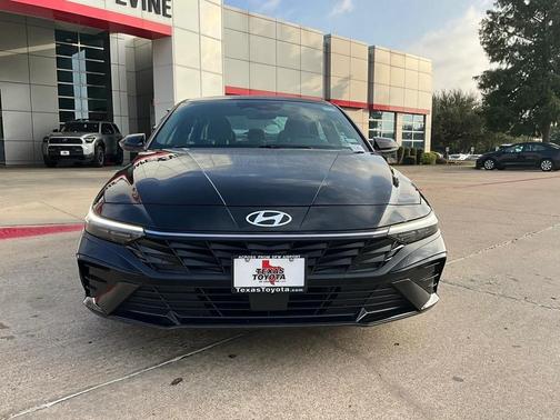 2025 Hyundai ELANTRA HEV Limited