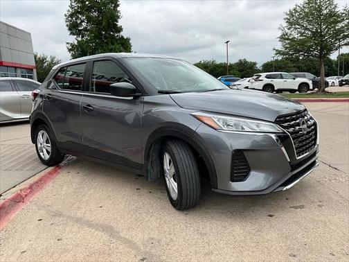 2024 Nissan Kicks S