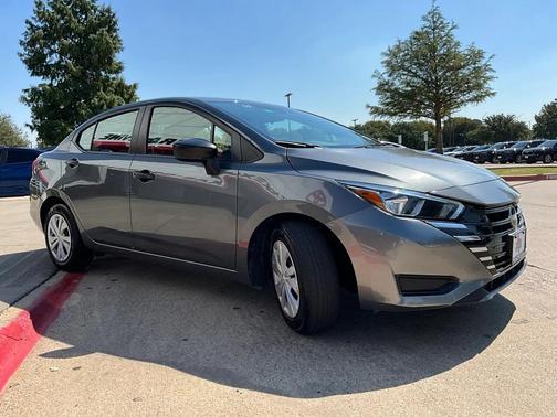 2024 Nissan Versa 1.6 S