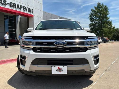Oxford White 2024 Ford Expedition Limited