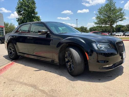 2022 Chrysler 300 S