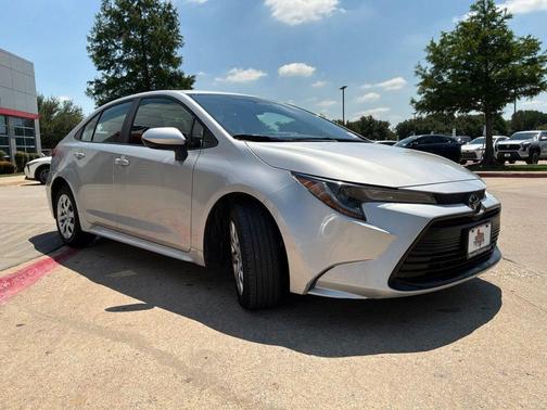 Classic Silver Metallic 2025 Toyota Corolla LE