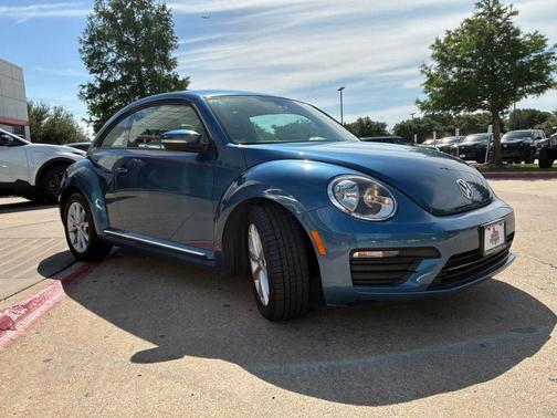 Silk Blue Metallic 2018 Volkswagen Beetle 2.0T S