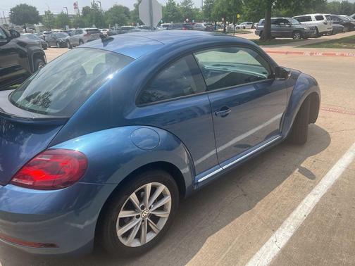 Silk Blue Metallic 2018 Volkswagen Beetle 2.0T S