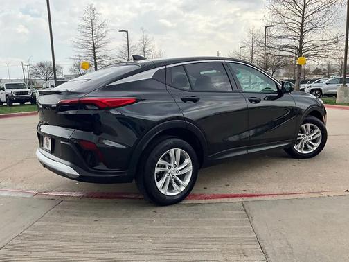 2025 Buick Envista Preferred FWD