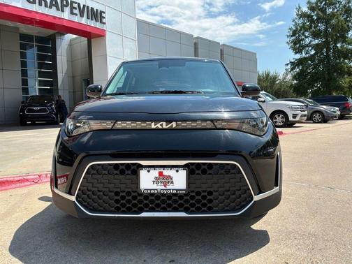 Fusion Black 2025 Kia Soul LX