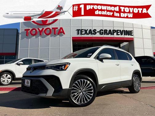Pure White 2025 Volkswagen Taos 1.5T SE