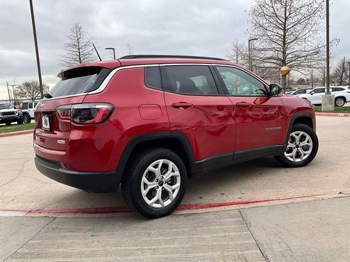 2025 Jeep Compass Latitude