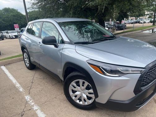 Sonic Silver 2023 Toyota Corolla Cross L