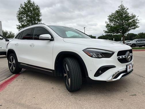 White 2025 Mercedes-Benz GLA 250 4MATIC