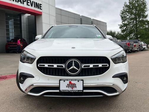 White 2025 Mercedes-Benz GLA 250 4MATIC