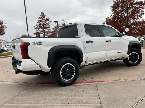 2025 Toyota Tacoma TRD Off-Road