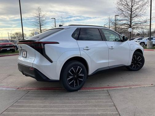 2026 Toyota bZ XLE