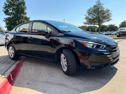 2024 Nissan Versa 1.6 S