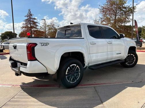 Ice Cap 2024 Toyota Tacoma TRD Sport