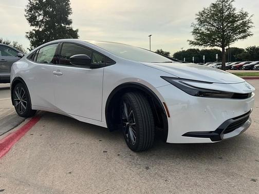 2026 Toyota Prius XLE