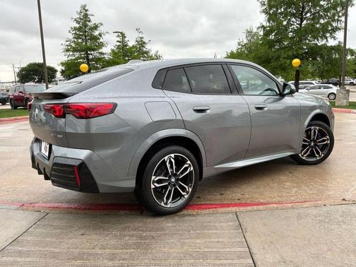 Skyscraper Grey Metallic 2025 BMW X2 xDrive28i
