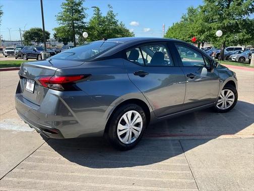 2024 Nissan Versa 1.6 S