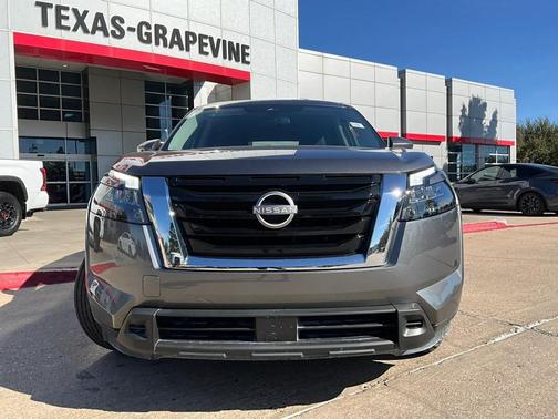 2024 Nissan Pathfinder SV FWD