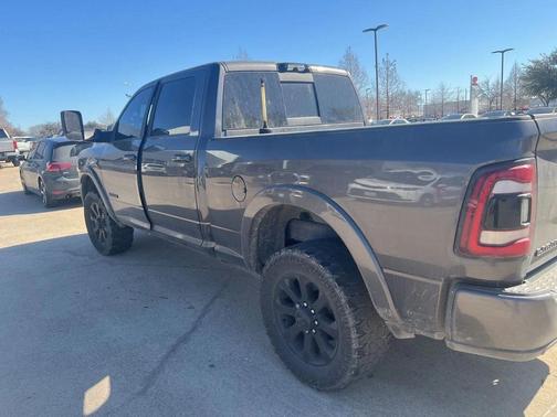 2021 RAM 2500 Laramie Crew Cab 4x4 6'4' Box