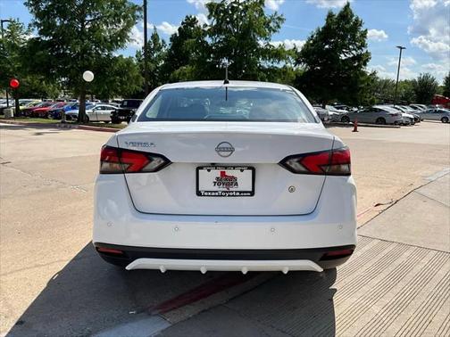 2024 Nissan Versa 1.6 S