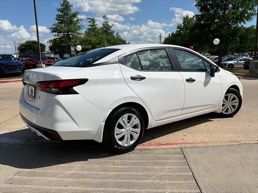 2024 Nissan Versa 1.6 S
