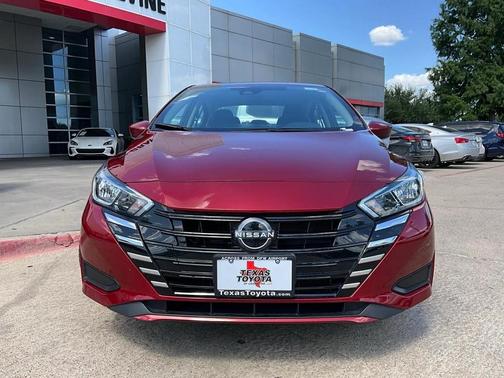 2024 Nissan Versa 1.6 SV