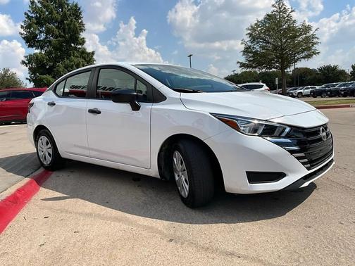 2024 Nissan Versa 1.6 S