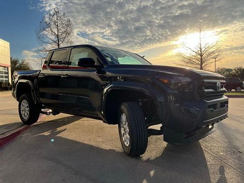 2026 Toyota Tacoma SR