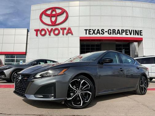 2025 Nissan Altima SR FWD