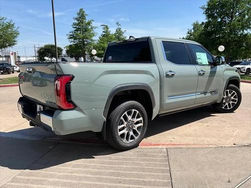 2025 Toyota Tundra Hybrid 1794 Edition
