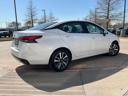 2025 Nissan Versa 1.6 SV