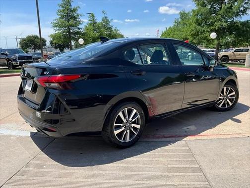 2021 Nissan Versa 1.6 SV