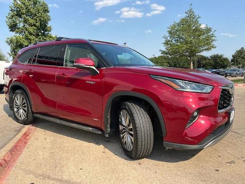 2021 Toyota Highlander Hybrid Platinum
