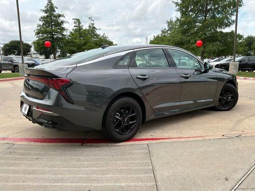 Interstellar Gray 2025 Kia K5 LXS