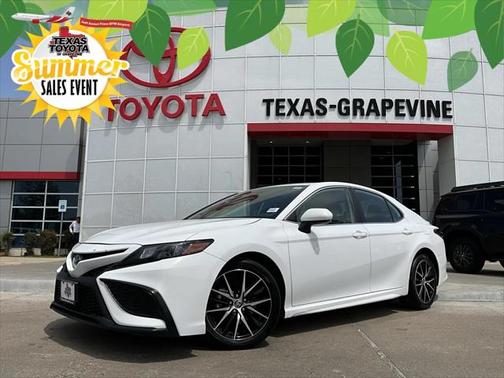 2024 Toyota Camry SE