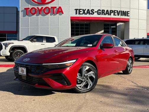 2025 Hyundai ELANTRA SEL