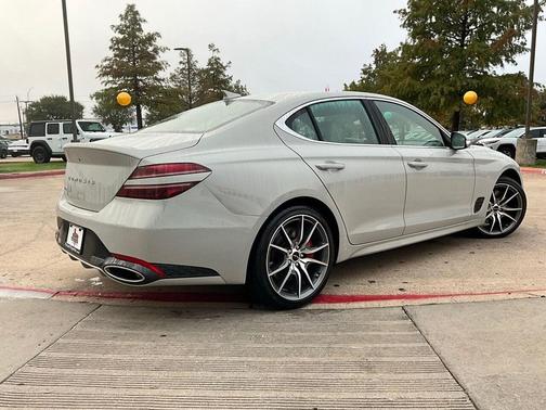 2025 Genesis G70 2.5T RWD