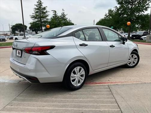 2024 Nissan Versa 1.6 S