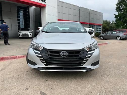 2024 Nissan Versa 1.6 S