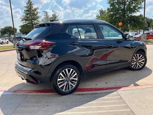 2024 Nissan Kicks SV