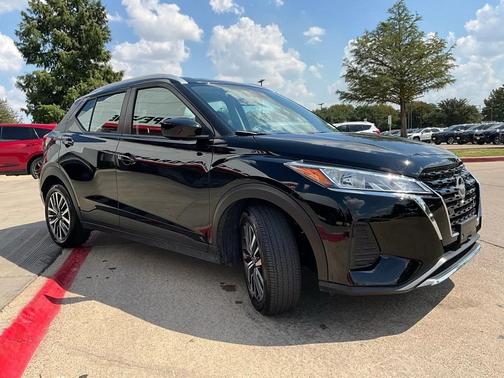 2024 Nissan Kicks SV