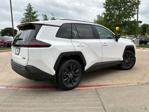 Ice Cap 2026 Toyota RAV4 XLE Premium