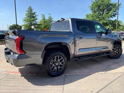 2025 Toyota Tundra Platinum
