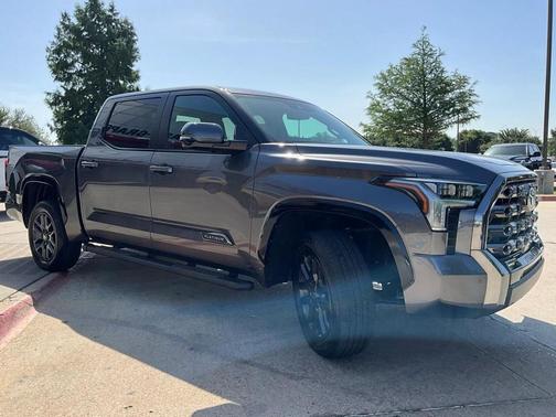 2025 Toyota Tundra Platinum